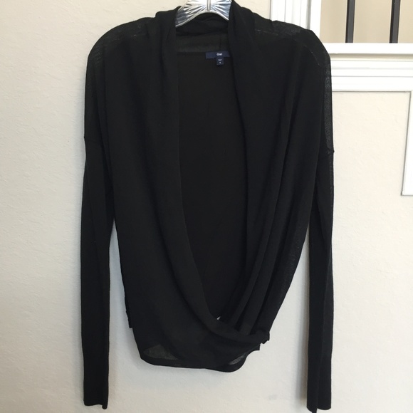 GAP Sweaters - GAP Wrap front Cardigan with Snap Closures, S
